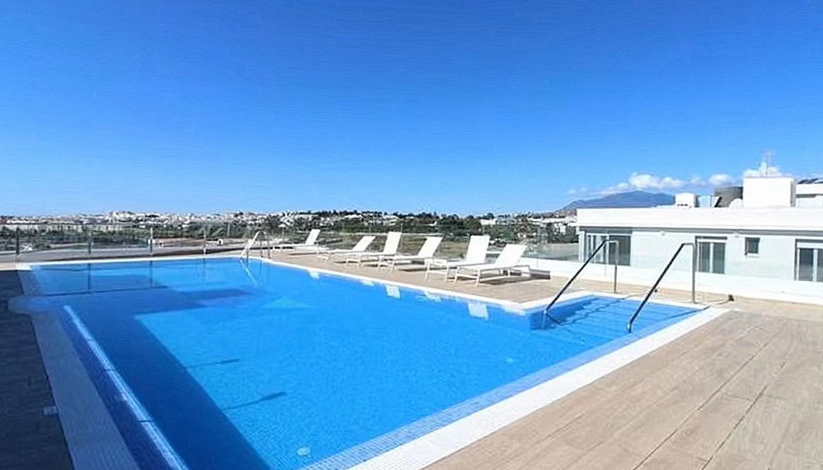 Ground Floor Apartment-Nueva Andalucía-R4600924
