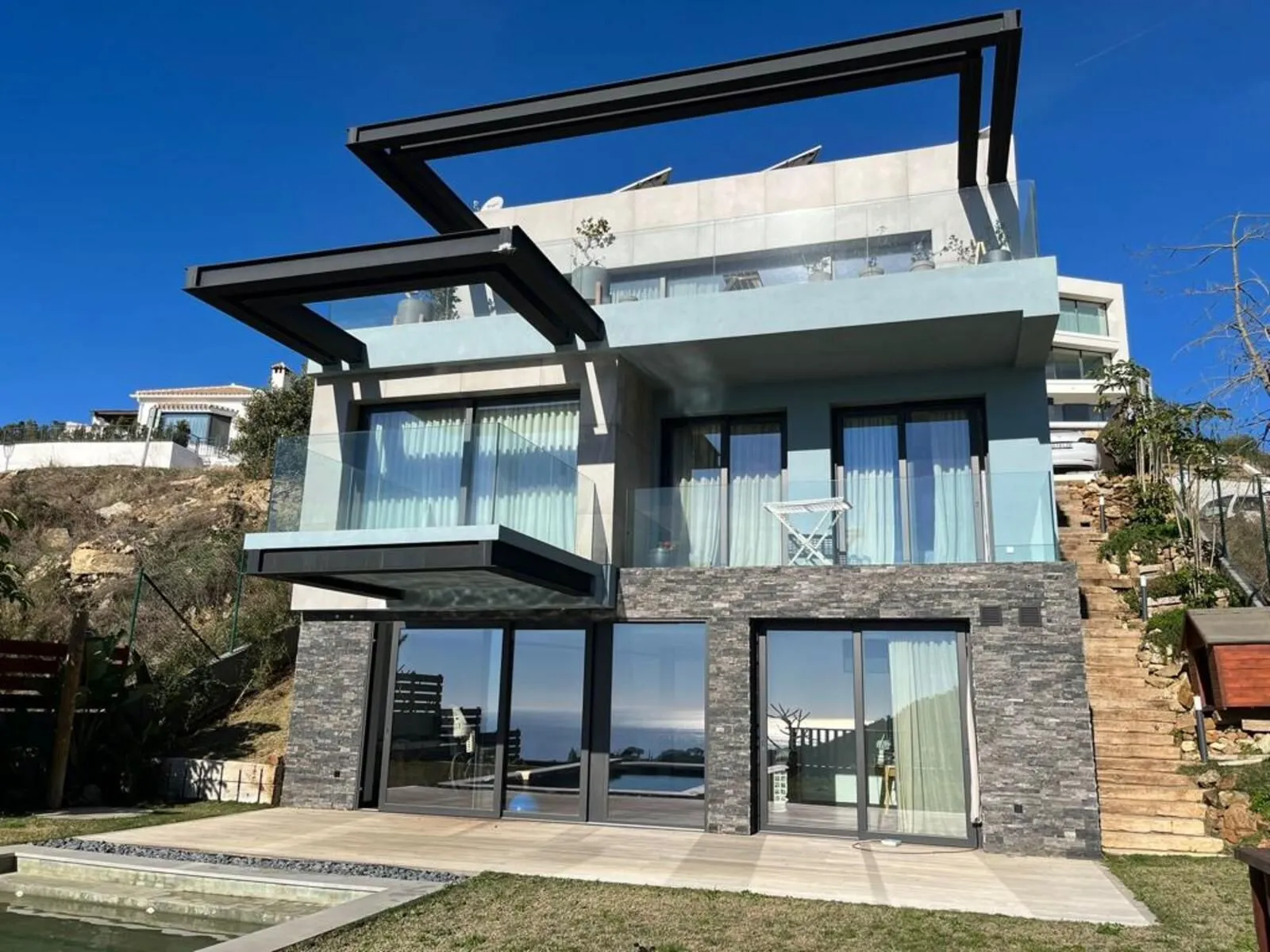 Detached Villa