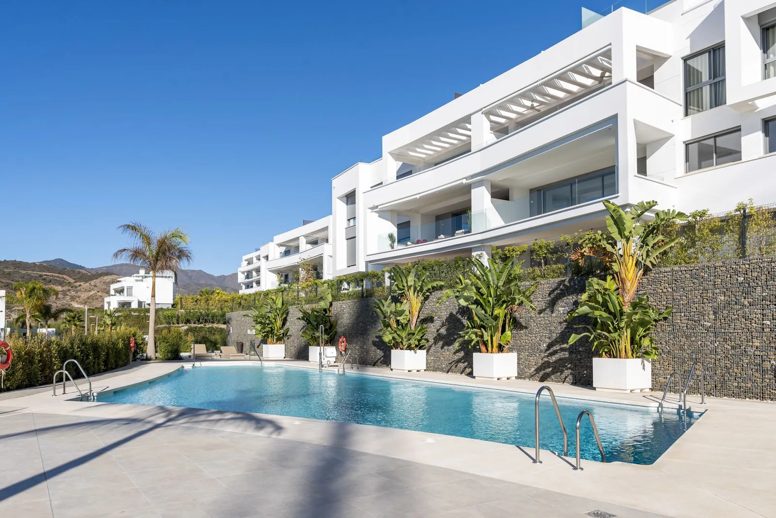 Middle Floor Apartment – Marbella