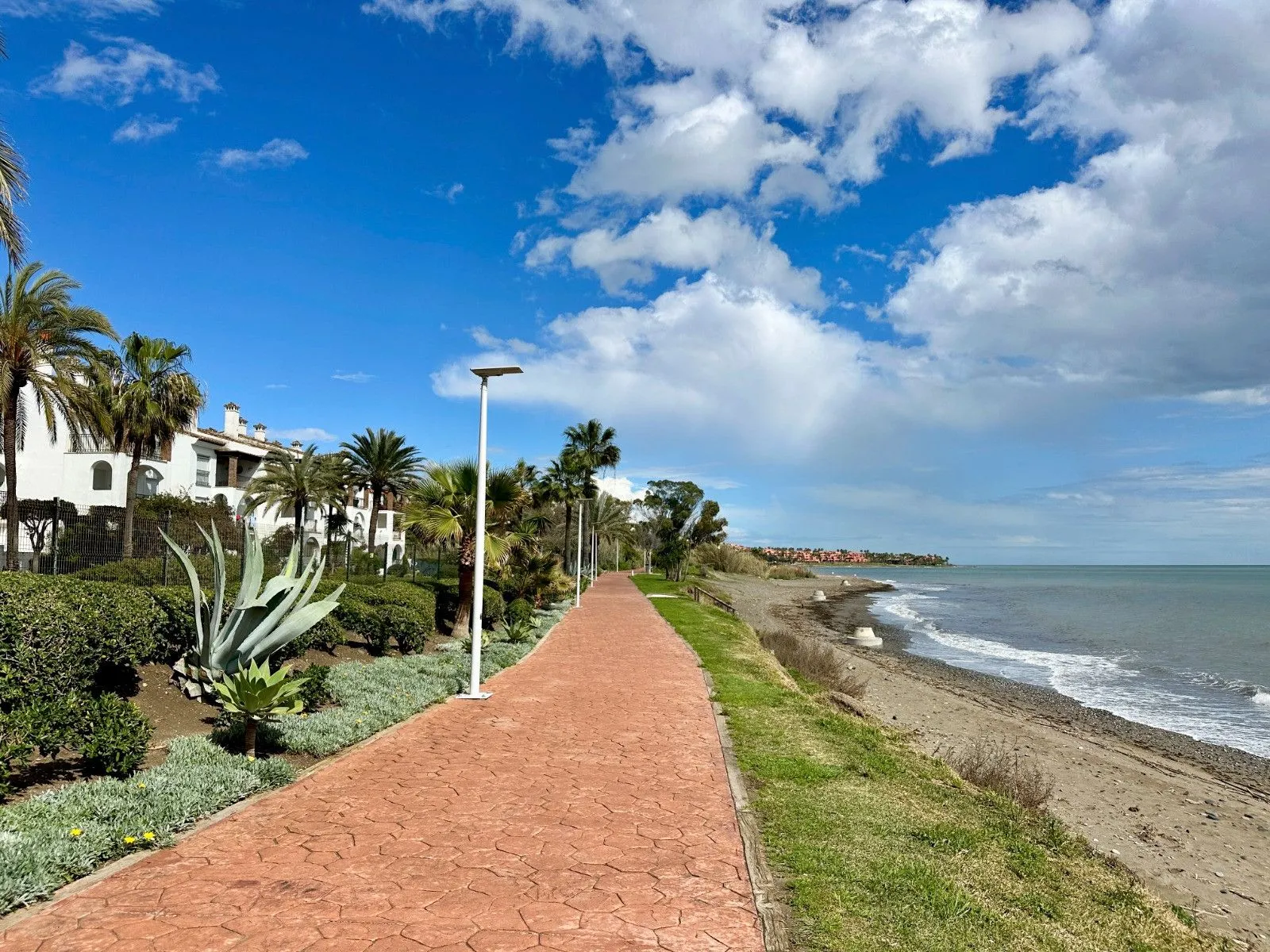 Middle Floor Studio-Estepona-R4994218