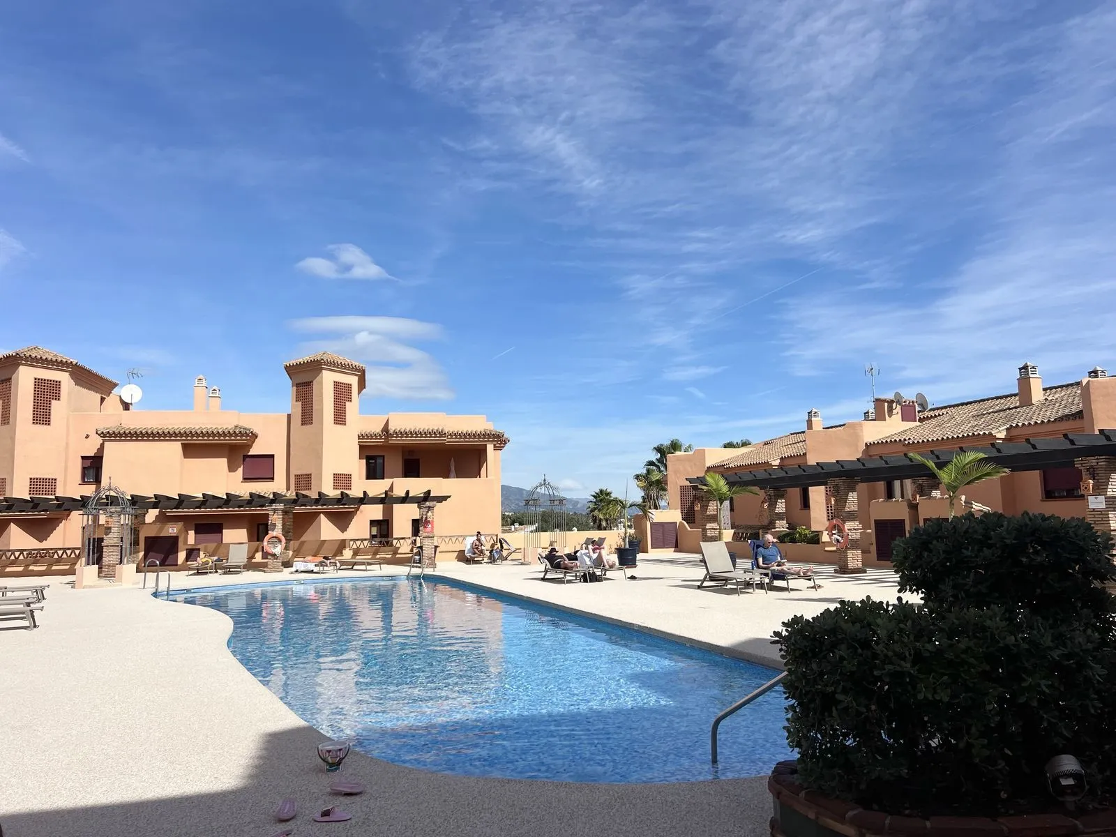 Middle Floor Apartment-Benahavís-R4943062