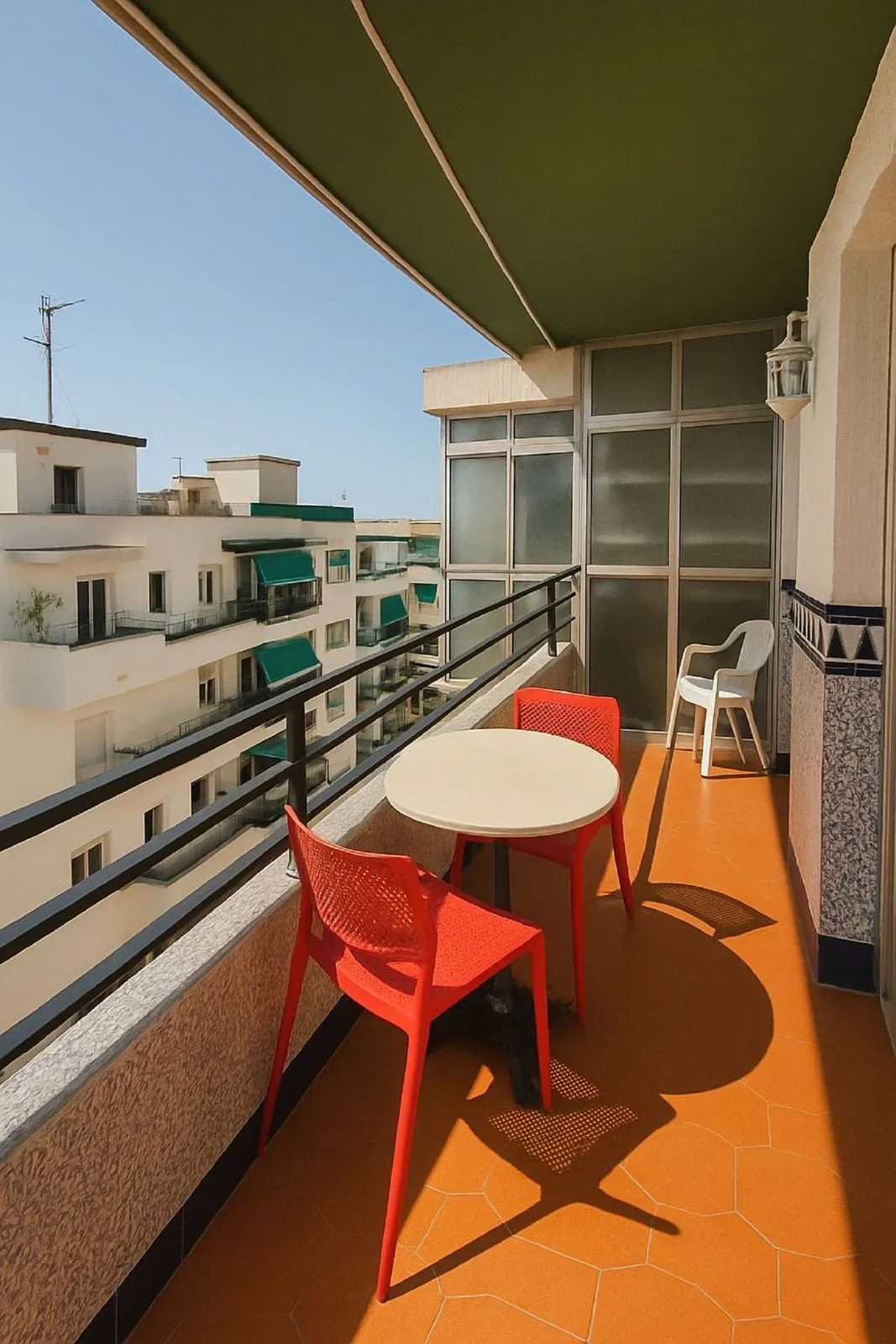 Middle Floor Apartment