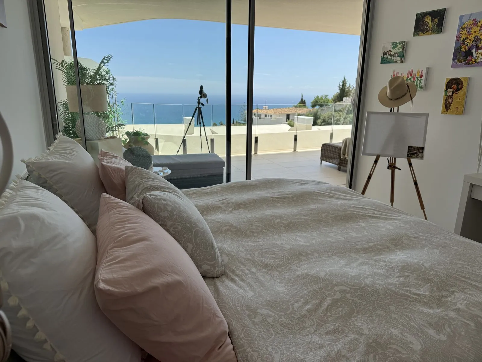 Middle Floor Apartment