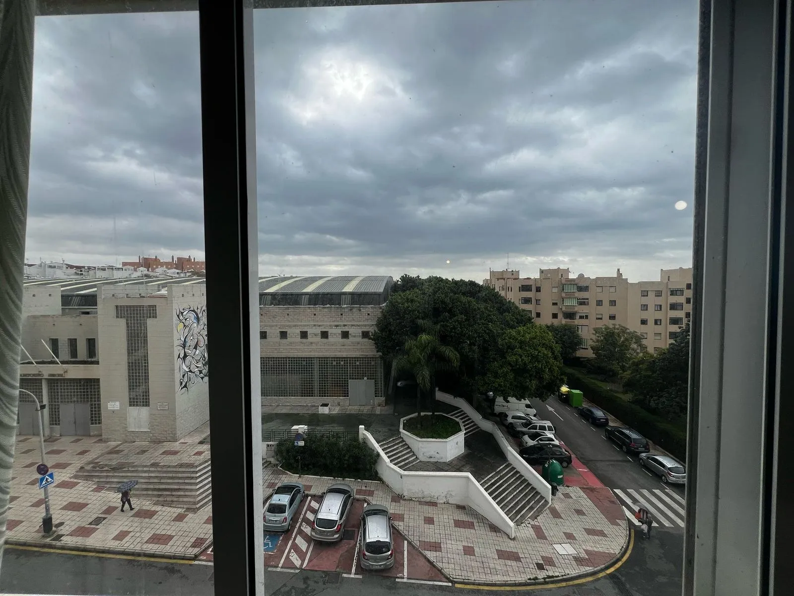 Middle Floor Apartment