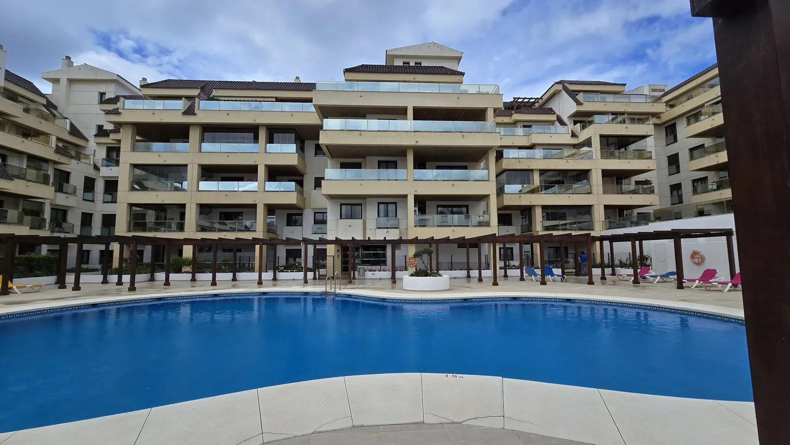 Middle Floor Apartment