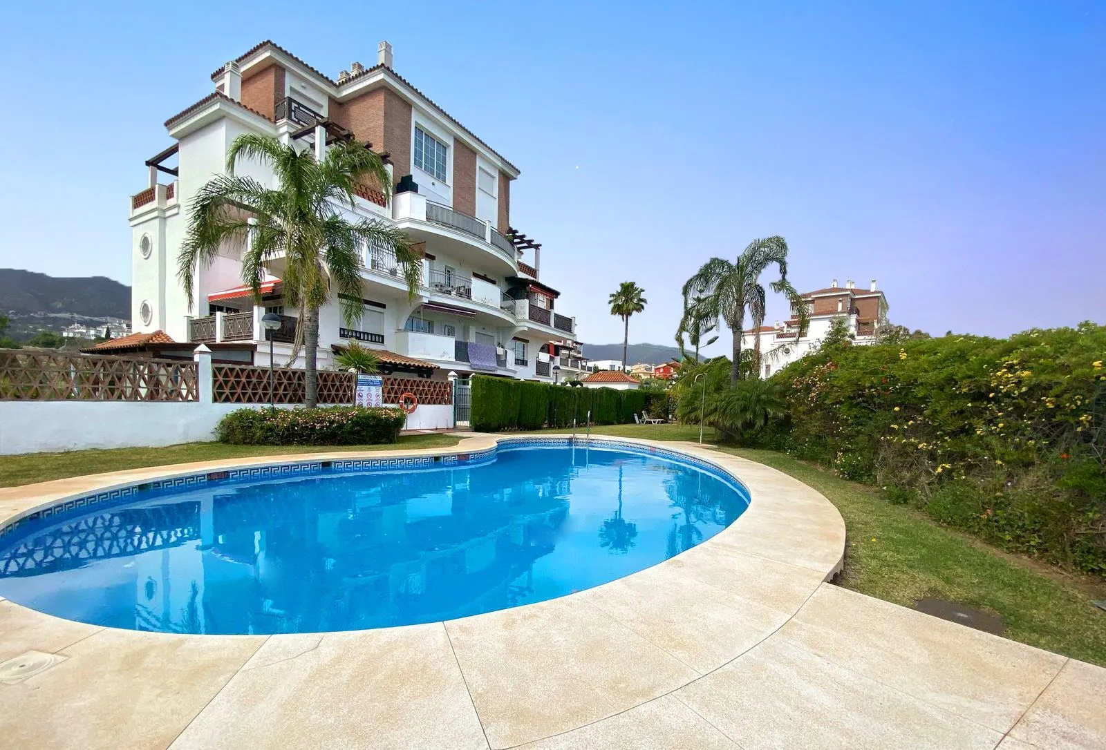 Middle Floor Apartment-Mijas Costa-R5058547