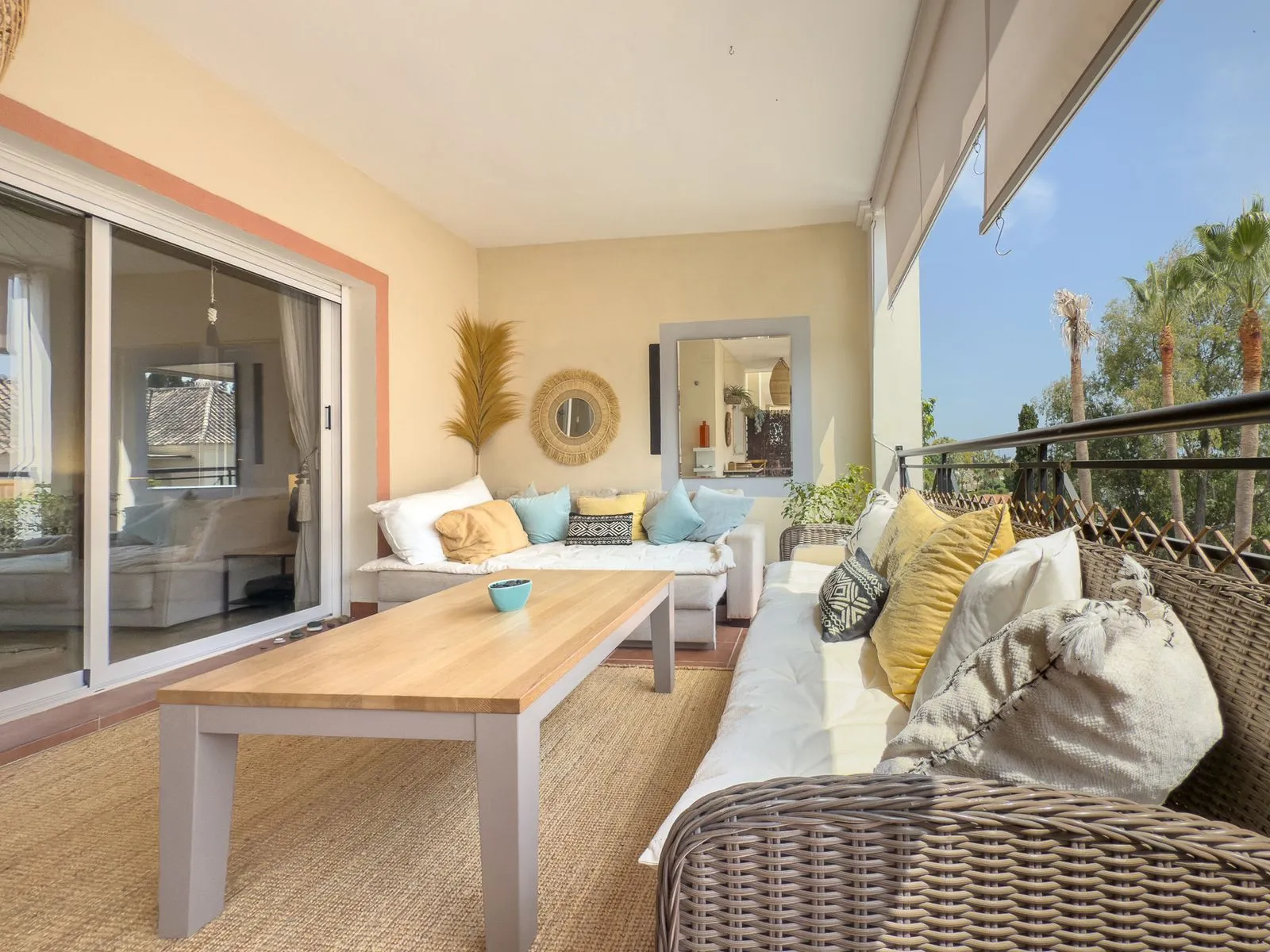 Middle Floor Apartment