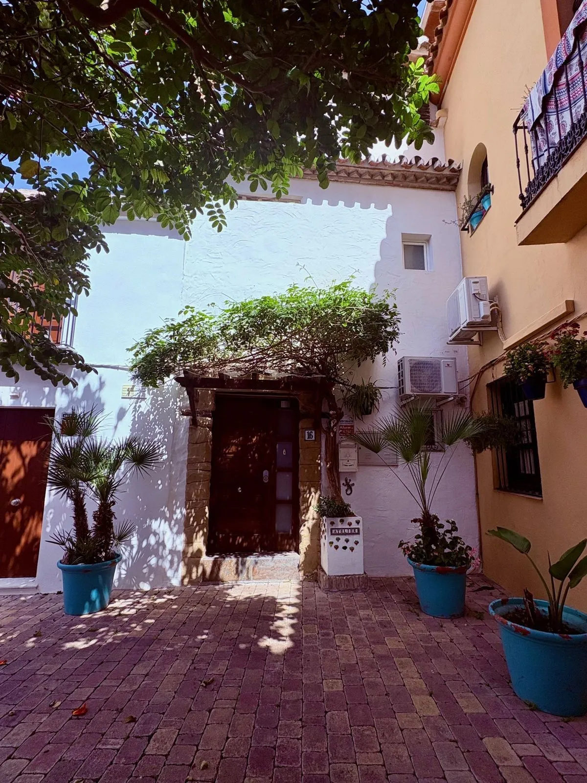 Townhouse-Estepona-R5060899
