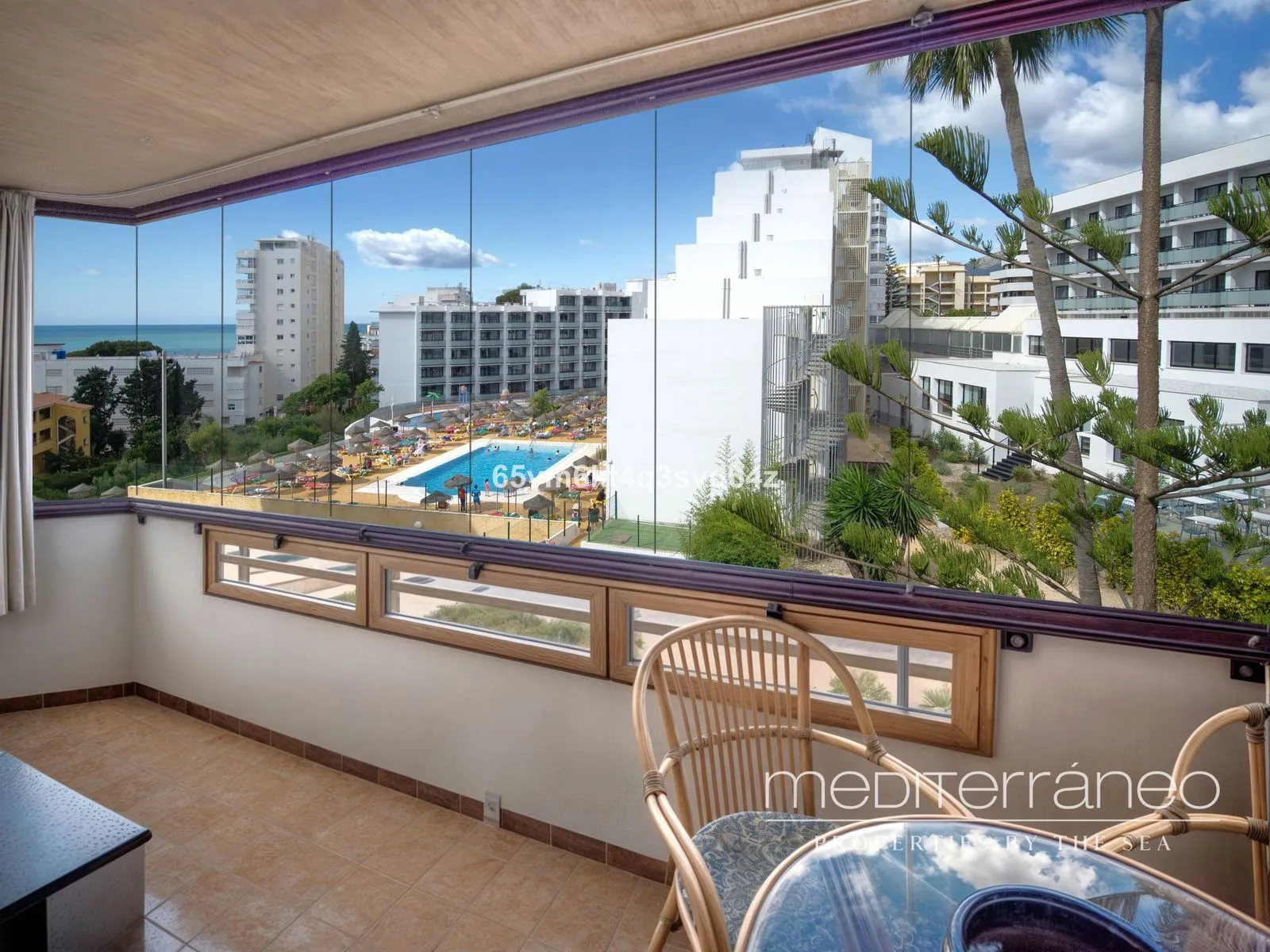 Middle Floor Apartment