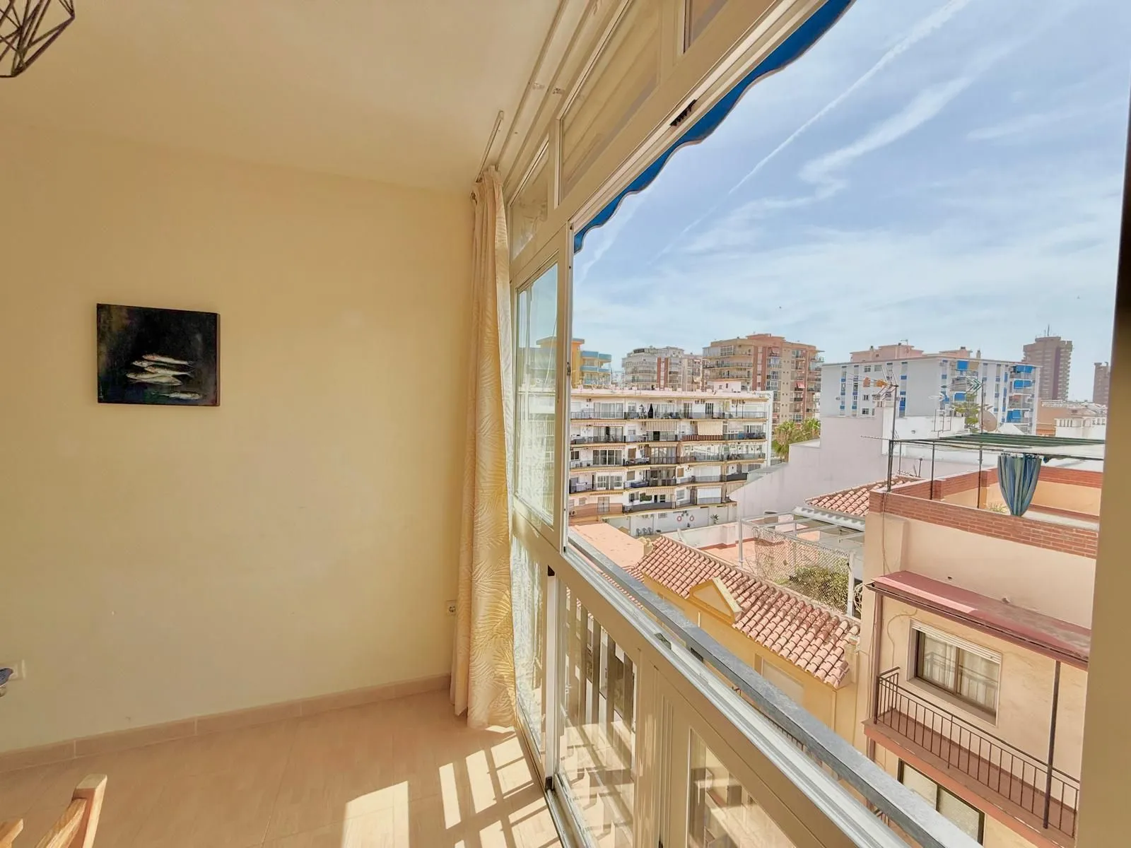 Middle Floor Apartment-Fuengirola-R5078074
